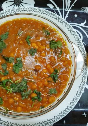 A picture of Dried Yellow Peas Ghugni or Curry.