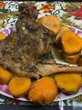 Pernil de jabalí braceado