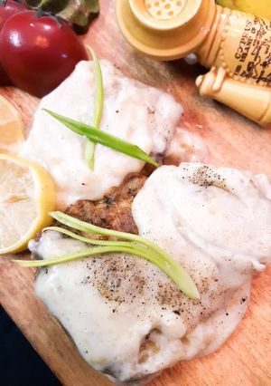 A picture of White Sauce Fish.