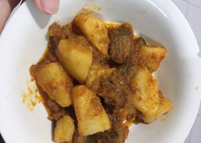 Tumis Pedas/Oseng Mercon Daging Sapi dan kentang