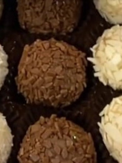 Foto de Brigadeiros de Coco