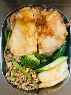 雞腿便當 的食譜成品照片
