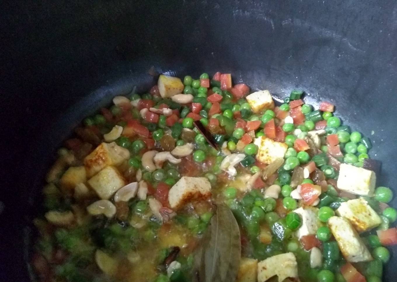 Mix vegetable & paneer fry
