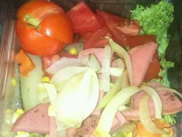 Cara Mudah Menyiapkan Resep  Salad sayur simple yang Bisa Manjain Lidah, Menggugah Selera