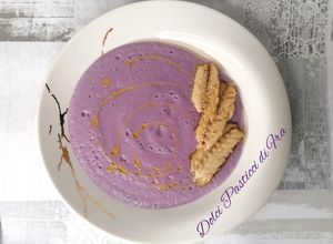 Foto di Vellutata di cavolo viola e finocchi