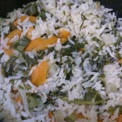 Arroz blanco con pimiento y acelga (Arrocera eléctrica Arroz blanco en olla arrocera Receta de Francisco Xavier