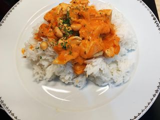 Émincé de poulet sauce tandoori et riz basmati
