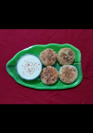 उपवासाचे पॕटिस (Upvasache patties recipe in marathi) रेसिपी चे मुख्य फोटो 