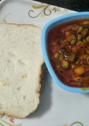 લીલી તુવેર ના ટોઠા(Lili tuver na totha recipe in Gujarati) રેસીપી મુખ્ય ફોટો