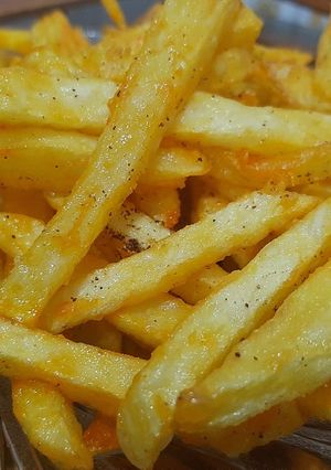A picture of YELLOW FRIES❤😋😋.