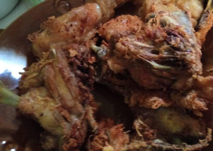 Standar Cara praktis membuat Ayam Goreng Ungkep Telur dijamin sedap