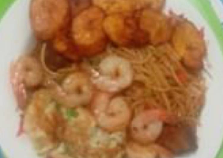 Recipe of Favorite Pasta,chicken, plantain, egg and shrimp