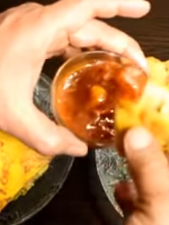 તવા બ્રેડ પકોડા (Tava Bread Pakoda Recipe In Gujarati) રેસીપી મુખ્ય ફોટો