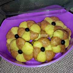 รูปของ 52. Kue Kering Susu 3 Bahan No Oven