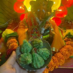 A picture of Pan modak.