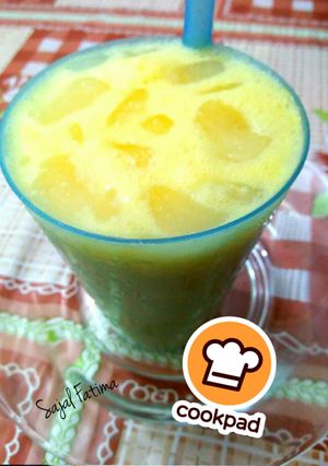 A picture of Mango Milk Shake.