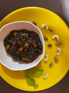 கொய்யா இலை அல்வா (Koyya ilai halwa recipe in tamil) செய்முறை முக்கிய புகைப்படம்