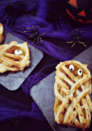Una foto de Momias dulces de hojaldre rellenas de manzana caramelizada