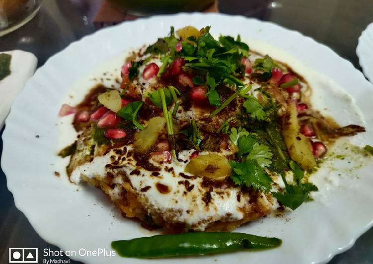 Step-by-Step Guide to Make Super Quick Homemade Aloo Tikki - Delhi Chaat Style