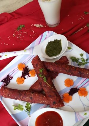 A picture of Garden Beet and carrot parathas.