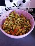 Salade fraîcheur de pâtes froides au pesto
