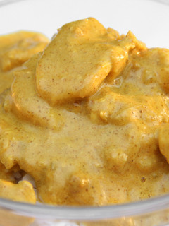 Egyszerű korma currys csirke recept fotója