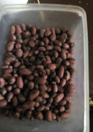 A picture of Roasted groundnuts.