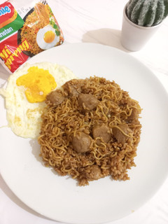 Foto resep Sarapan simpel (nasi goreng mie)
