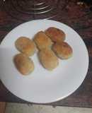 Croquetas de pollo asado, pata asada y manises