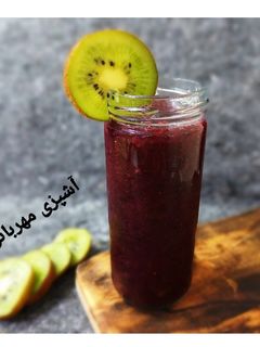 عکسی از دستور اسموتی شاه توت و کیوی