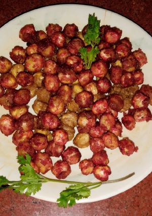 कुरकुरीत छोले (crispy chickpeas recipe in marathi) रेसिपी चे मुख्य फोटो 