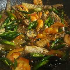รูปของ Ikan & Udang Tumis Cabe Ijo