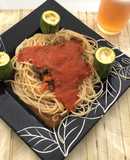 Espagueti a la bolognesa con calabacitas al horno
