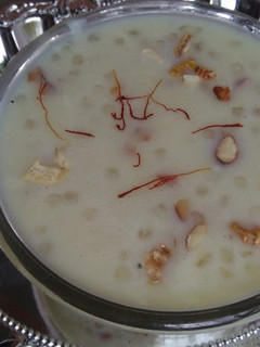 साबुदाण्याची खीर (sabudana kheer recipe in marathi) रेसिपी चे मुख्य फोटो