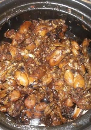 Hình của món Ếch Đồng Kho Sả.