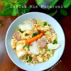 รูปของ Seblak mie macaroni