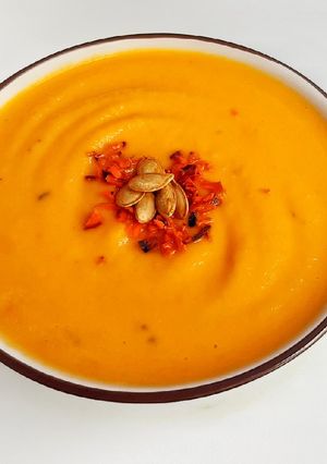 Una foto de Crema de calabaza y zanahoria