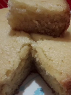 எஃலெஸ் வெண்ணிலா கேக் (Eggless vanilla cake recipe in tamil) செய்முறை முக்கிய புகைப்படம்