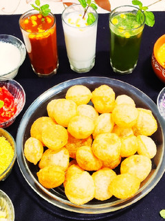 तिरंगा पानी पूरी (tiranga pani puri recipe in Hindi) रेसिपी मुख्य फोटो