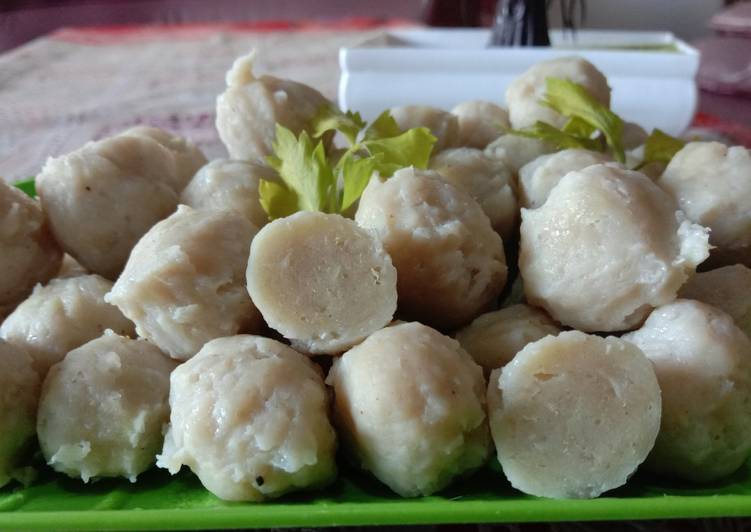 Resep 8.Bakso Ayam yang Sempurna