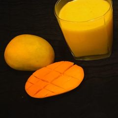 A picture of Mango Shake.