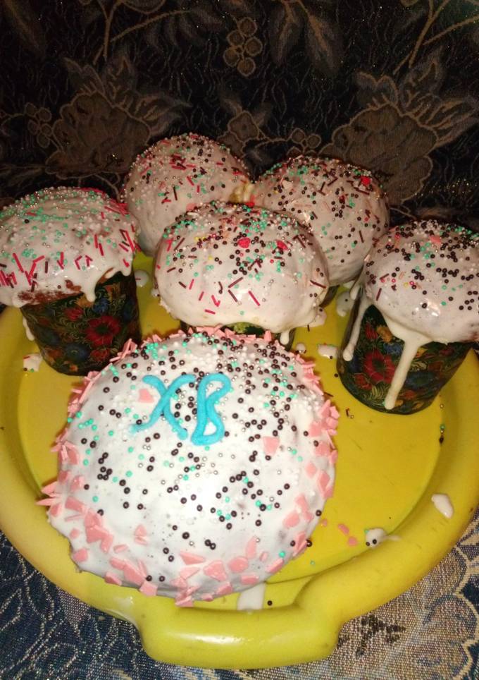 Паска (Куличи)