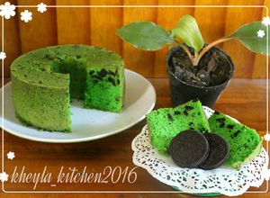 Foto resep Sponge Cake Pandan Santan with Oreo (lembut bgt.. irit 3 telur)
