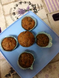 Meggyes diós muffin recept fotója