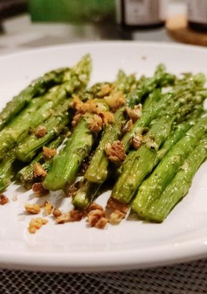 Foto resep Easy pan seared asparagus
