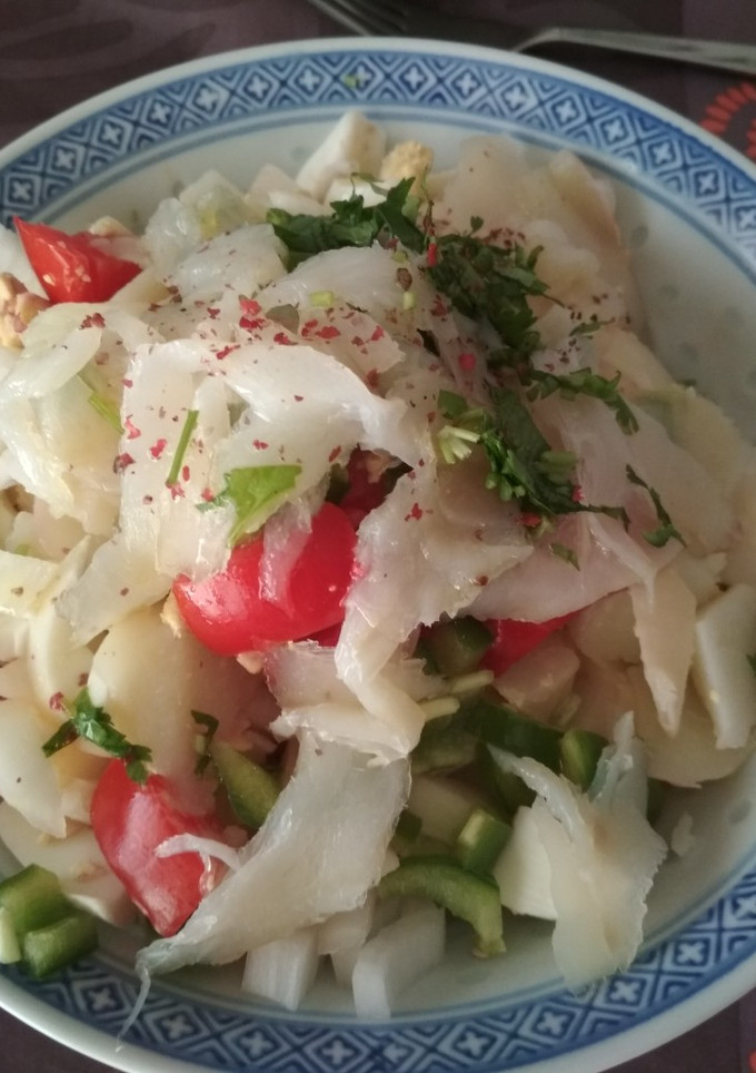 Una foto de Ensalada de patata con bacalao ahumado