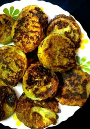 लौकी फ्राई (lauki fry recipe in Hindi) रेसिपी मुख्य फोटो