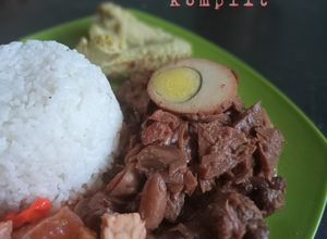 Foto resep Gudeg Jogja komplit 'dan Tips' [merah tanpa Daun Jati]