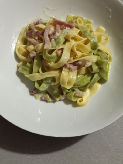 Foto di Paglia e fieno gorgonzola e speck