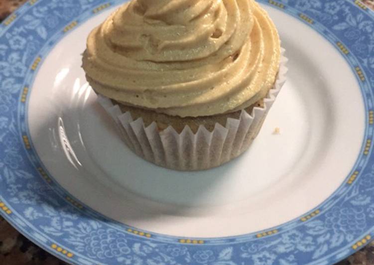 Salted caramel cinnamon cupcakes